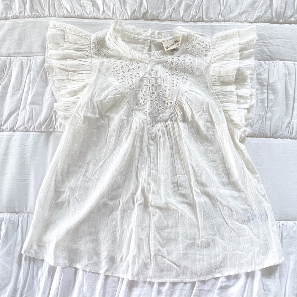Universal Thread BOGO top in Small
